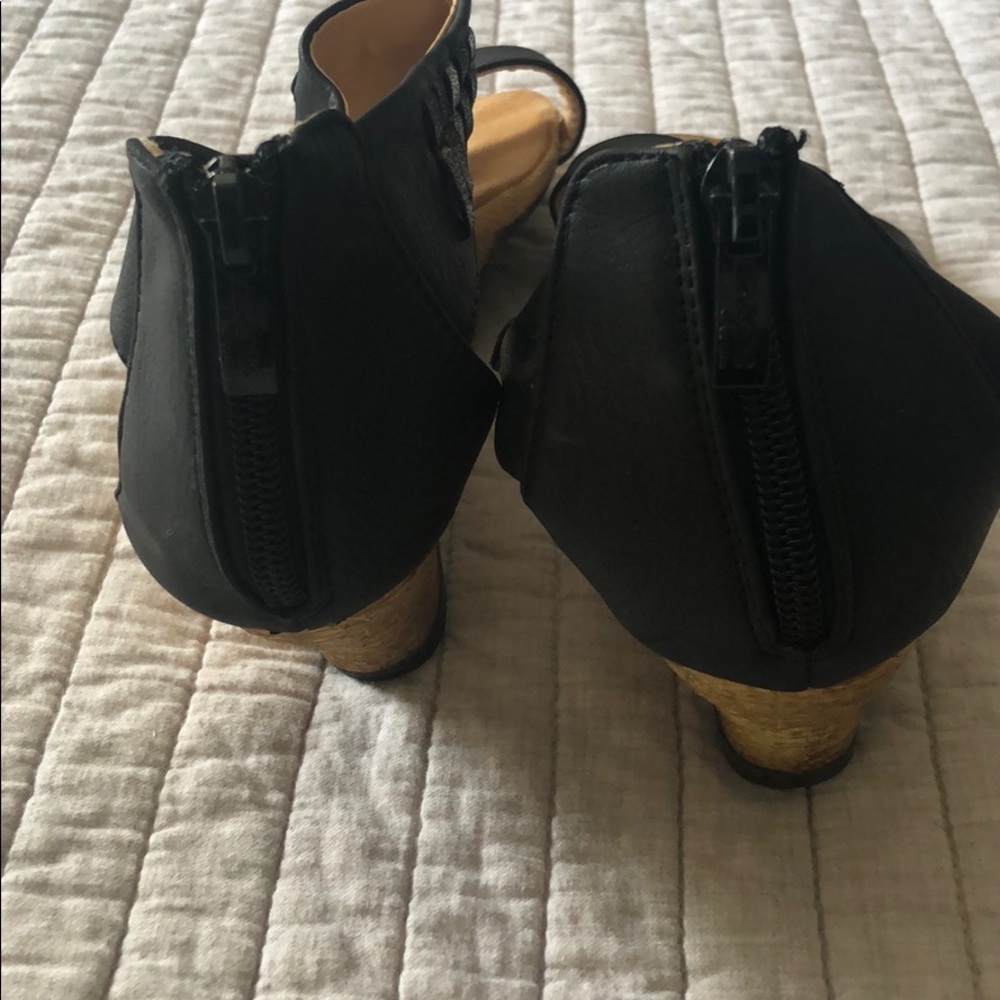Wedges - Picture 3 of 4